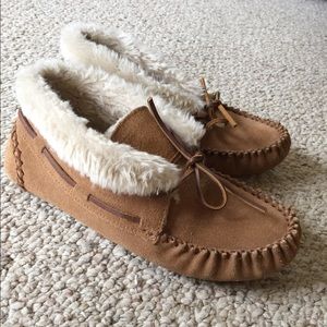 Minnetonka slipper moccasins!